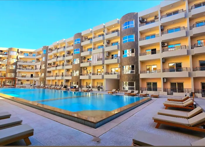 Luxury Pool & Free Private Beach, Close To Airport Üdülőközpont