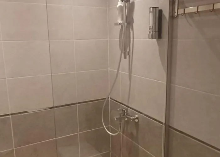 Luxury Pool & Free Private Beach, Close To Airport Üdülőközpont *