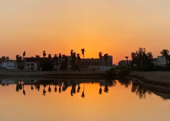 Luxury Pool & Free Private Beach, Close To Airport Gurdaka
