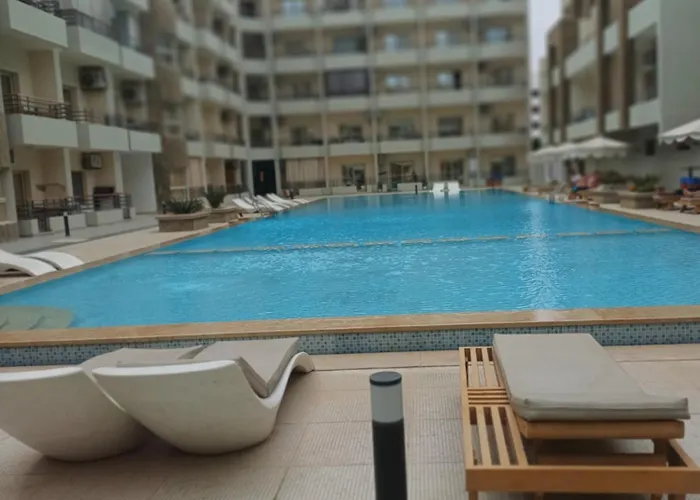 Luxury Pool & Free Private Beach, Close To Airport *
