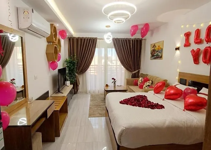 Luxury Pool & Free Private Beach, Close To Airport Hurgada